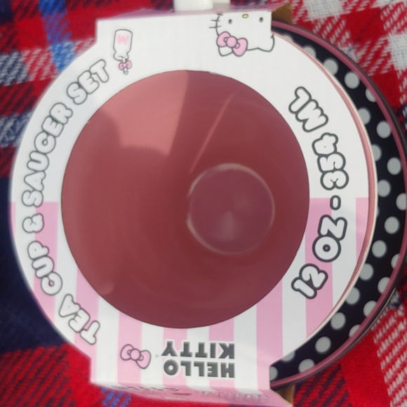 💓Hello Kitty 12oz Precious Tea Cup & Saucer Set 🌺☕ - Picture 5 of 16